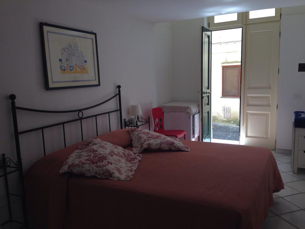 La Casa Di Cirro Apartment โปรชิดา ห้อง รูปภาพ