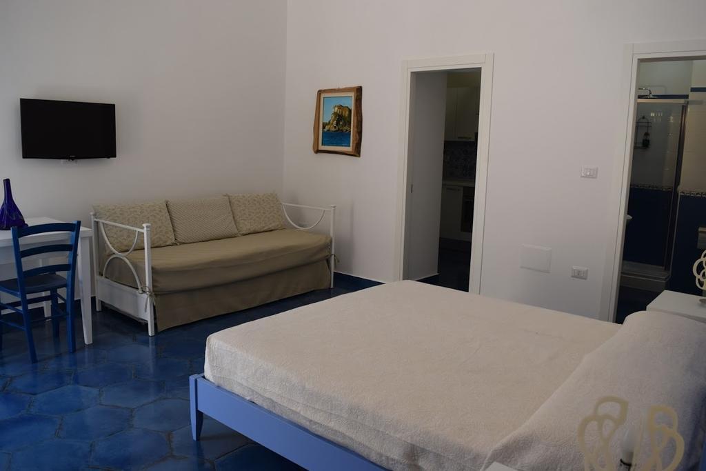 La Casa Di Cirro Apartment โปรชิดา ภายนอก รูปภาพ