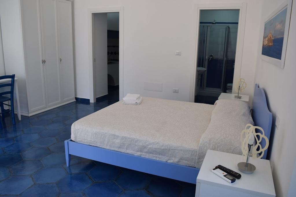 La Casa Di Cirro Apartment โปรชิดา ภายนอก รูปภาพ
